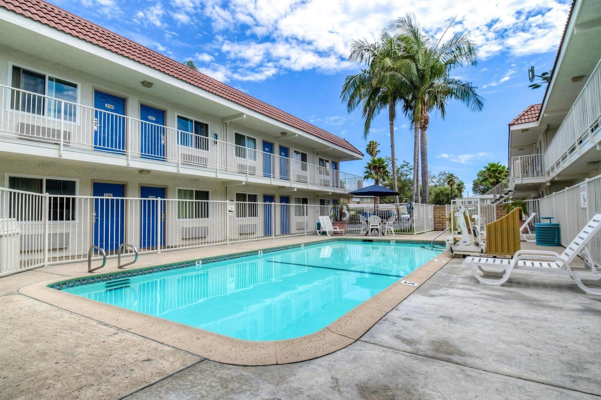 Motel 6-Costa Mesa, Ca Eksteriør billede