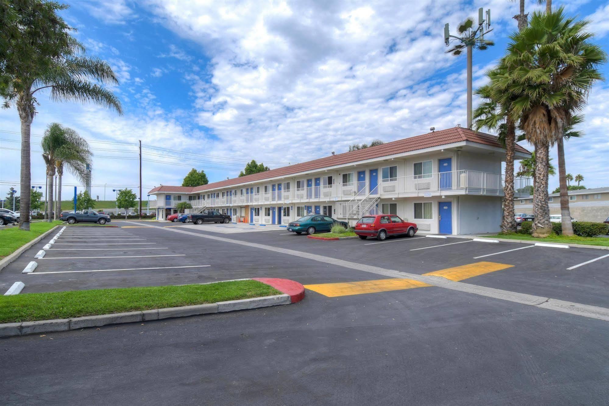 Motel 6-Costa Mesa, Ca Eksteriør billede
